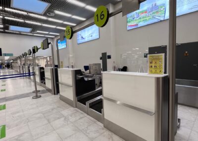 Αερλιμένας Μυκόνου JMK Αφίξεις Check in Fids 27